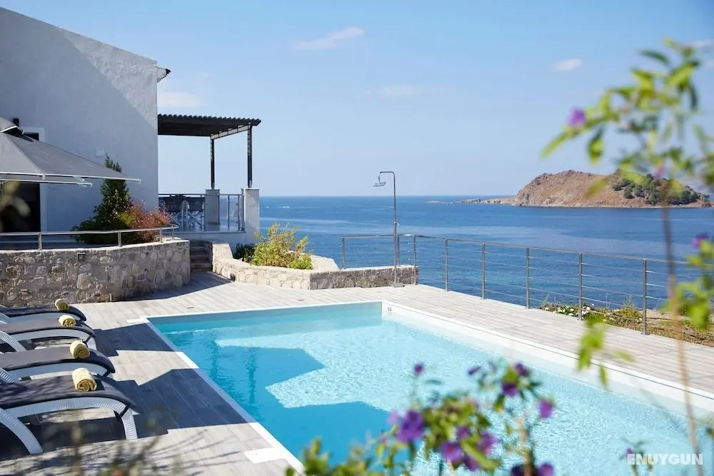 Eleia Seafront Suites & Villas - Öne Çıkan Resim