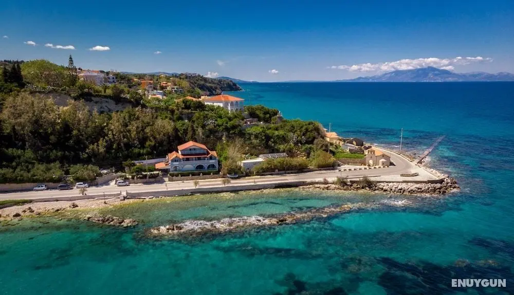 Elena's Luxury Studios and Apartments - Dış Mekan