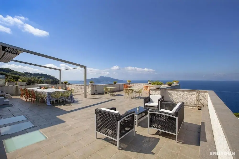 Villa Elia 1 With Private Pool Sea View Terraces Parking and Garden - Oda