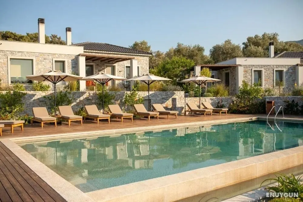Elies Residences - Havuz
