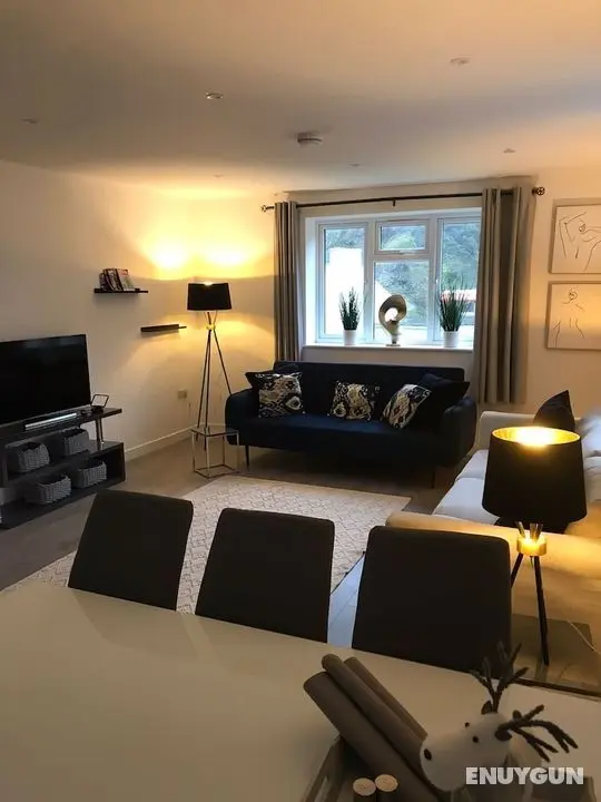 Ella Court Apartments - Öne Çıkan Resim