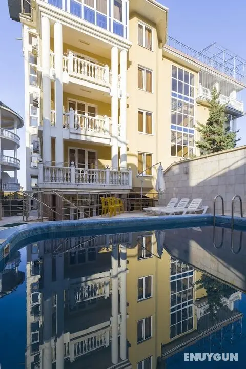Elle Hotel - Öne Çıkan Resim