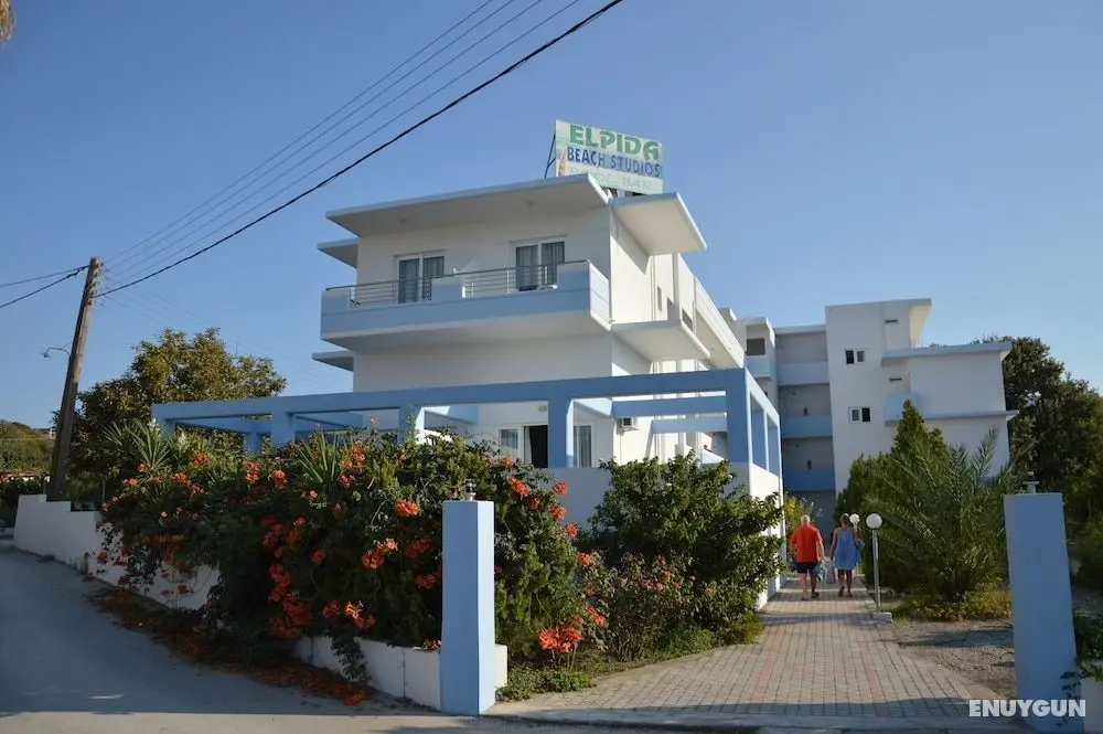 Elpida Beach Studios - Öne Çıkan Resim