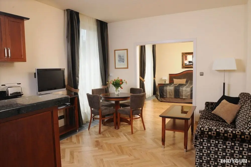 Hotel Elysee - Öne Çıkan Resim