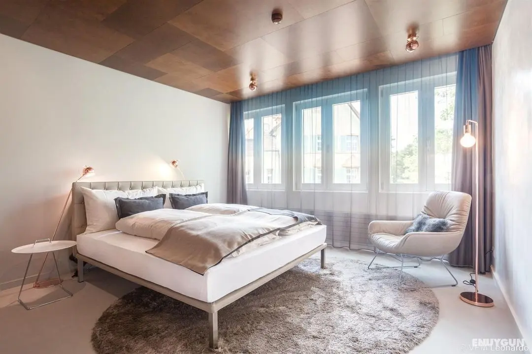 EMA House Zurich Suite - Genel