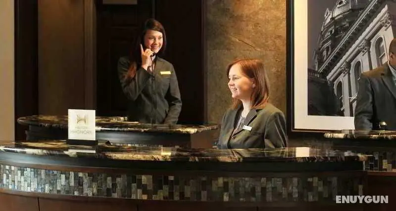Embassy Suites Kansas City International Airport - Genel