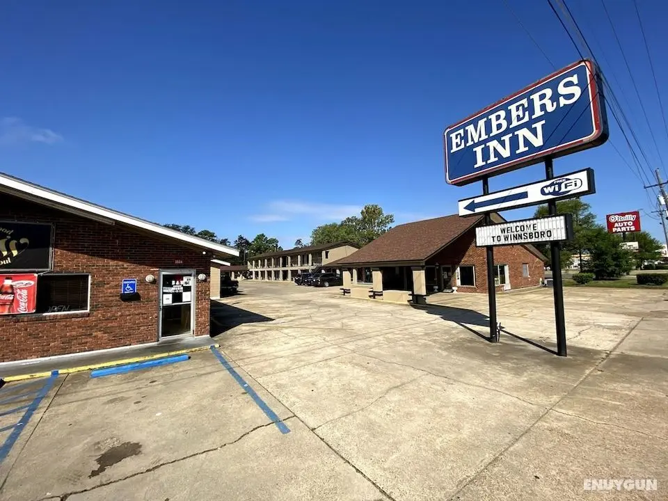 Embers Inn - Dış Mekan