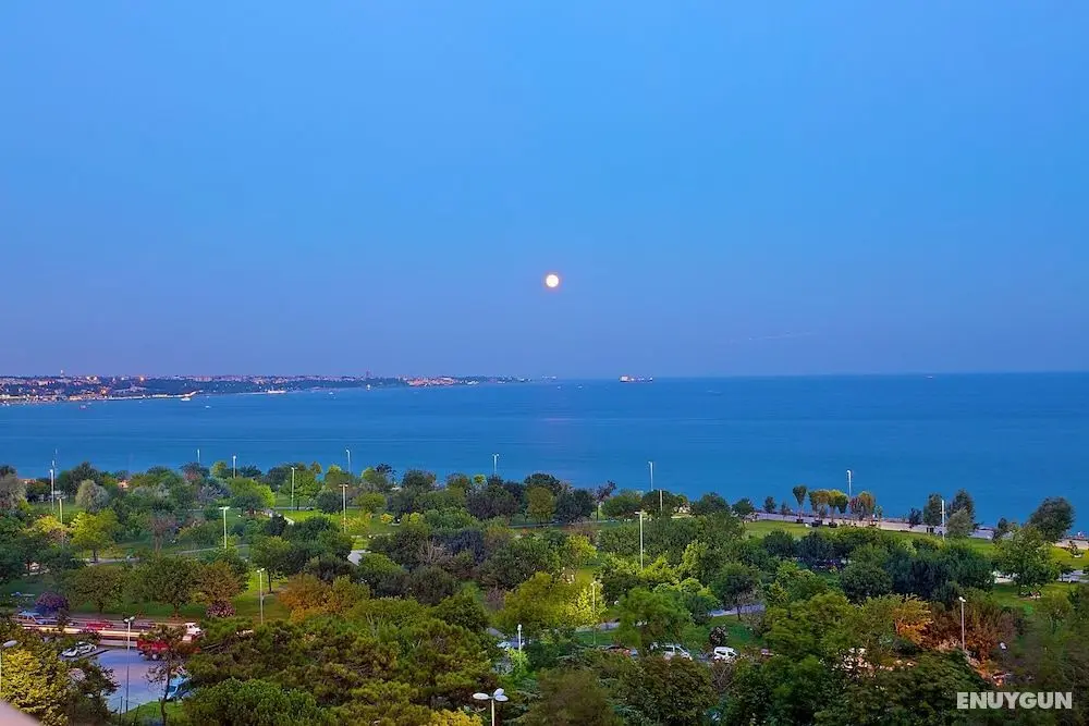Hotel Emirhan Palace - Konum Öne Çıkanlar