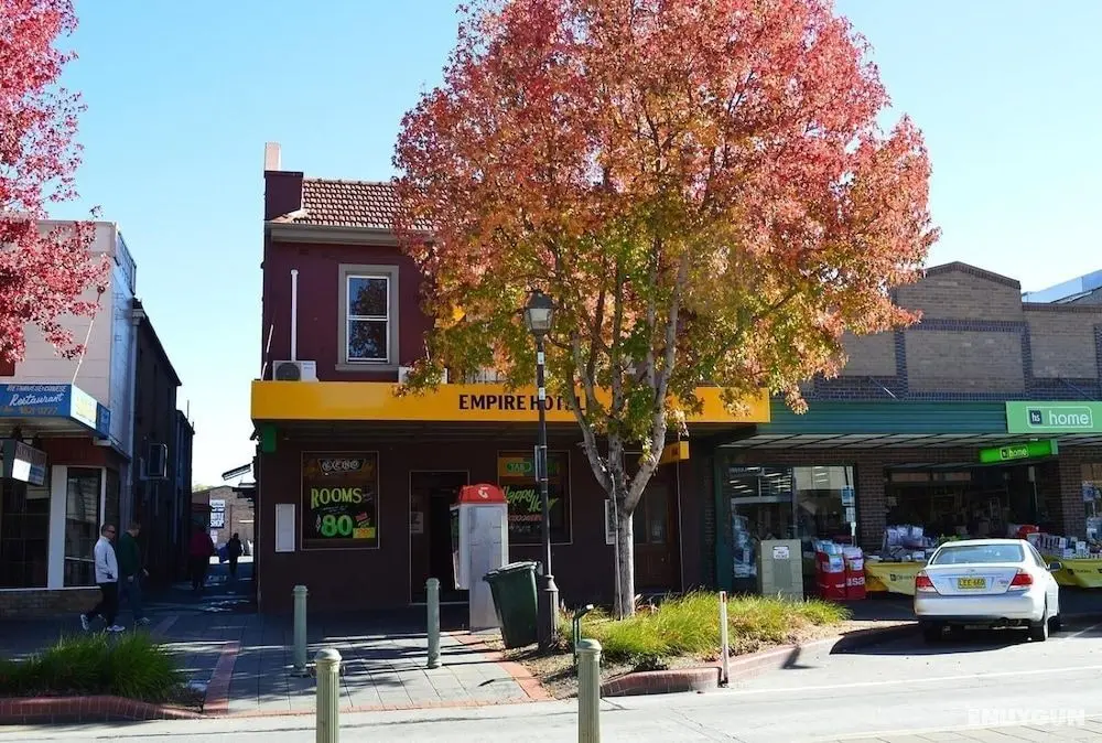 Empire Hotel Goulburn - Dış Mekan