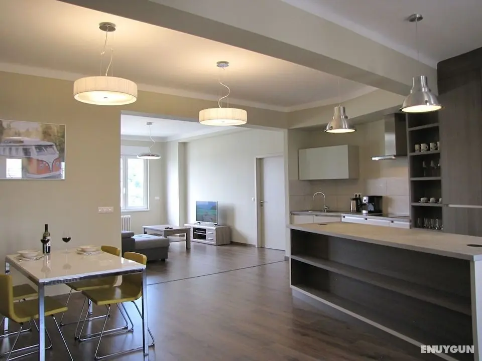 Empire of Liberty Apartment - Öne Çıkan Resim
