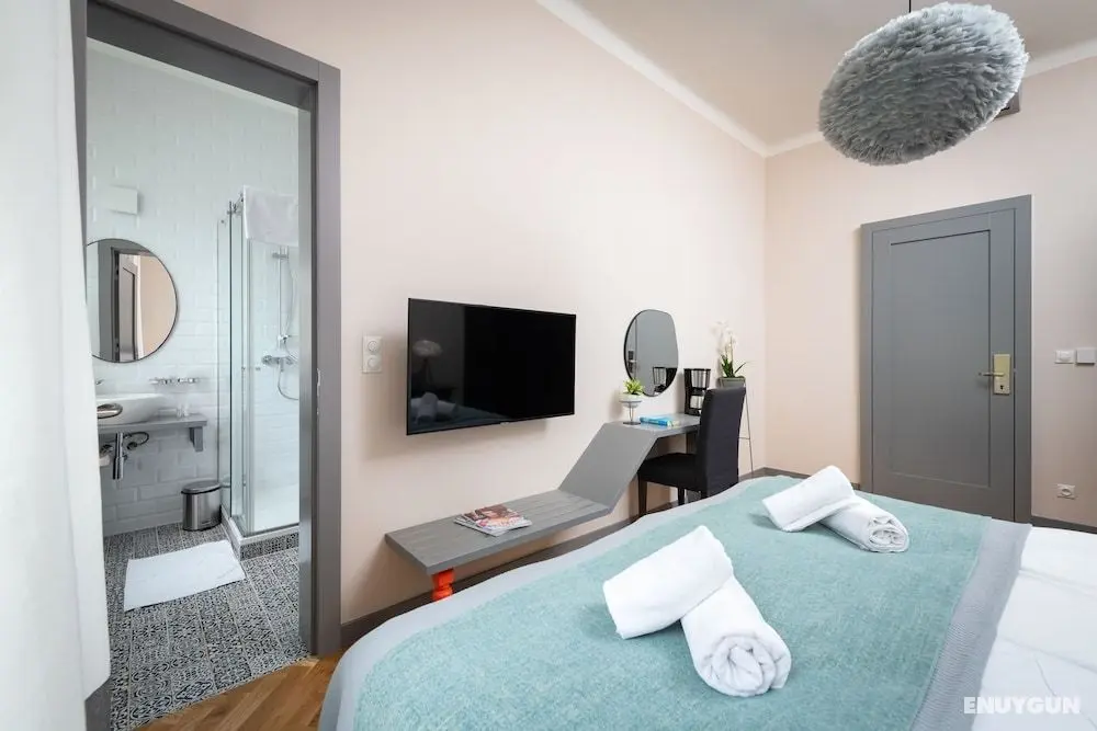 EMPIRENT Garden Suites - Oda