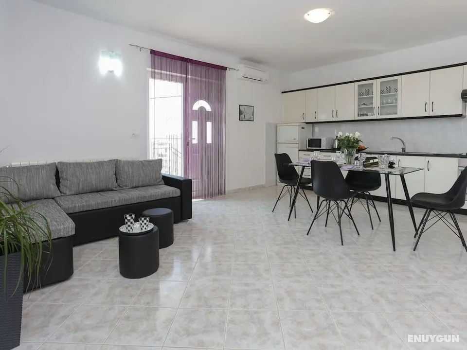 Enchanting Apartment in Kaštel Gomilica Near Beach - Öne Çıkan Resim