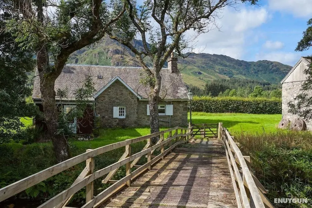 Enchanting Rustic Cottage W/stunning Views & River - Öne Çıkan Resim