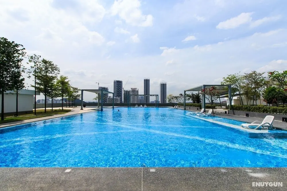 Encorp Strand Residences at Kota Damansara - Öne Çıkan Resim