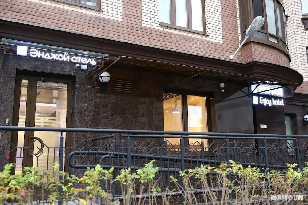 Enjoy Hotel Spb - Dış Mekan