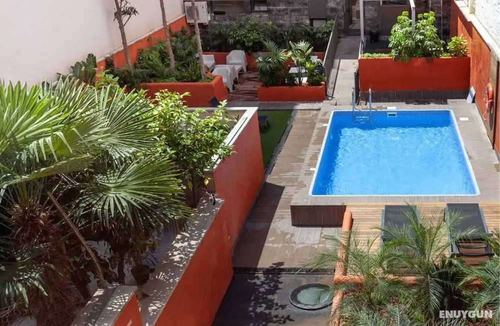 Enjoybcn Patio de Gracia Apartments - Havuz