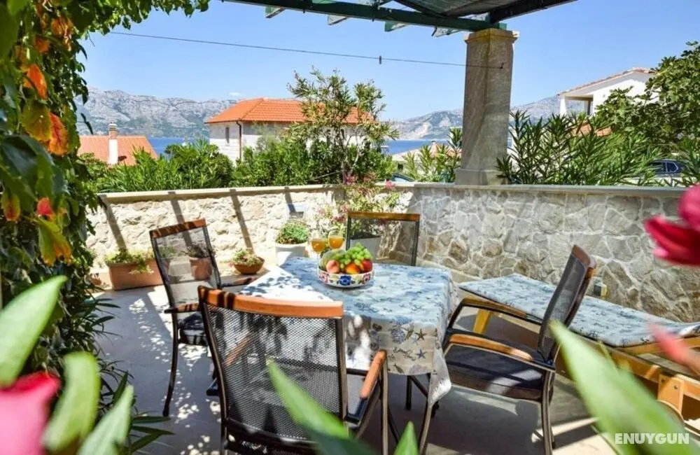Ennio - 100m From the Beach - A1 Narančasti - Öne Çıkan Resim