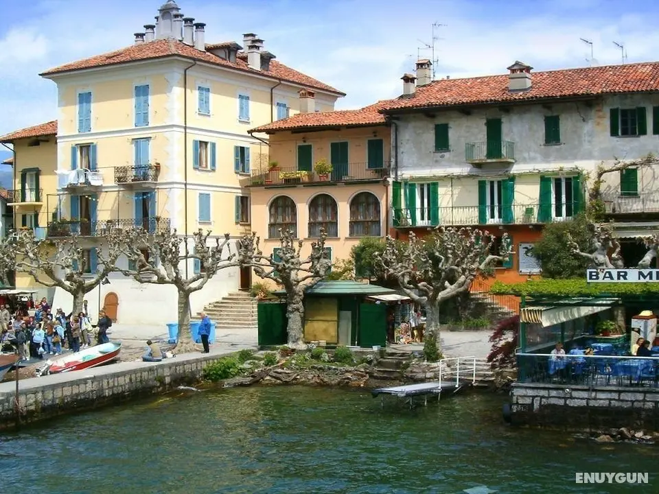 Enticing Apartment in Stresa With Balcony & Lake Views - Dış Mekan