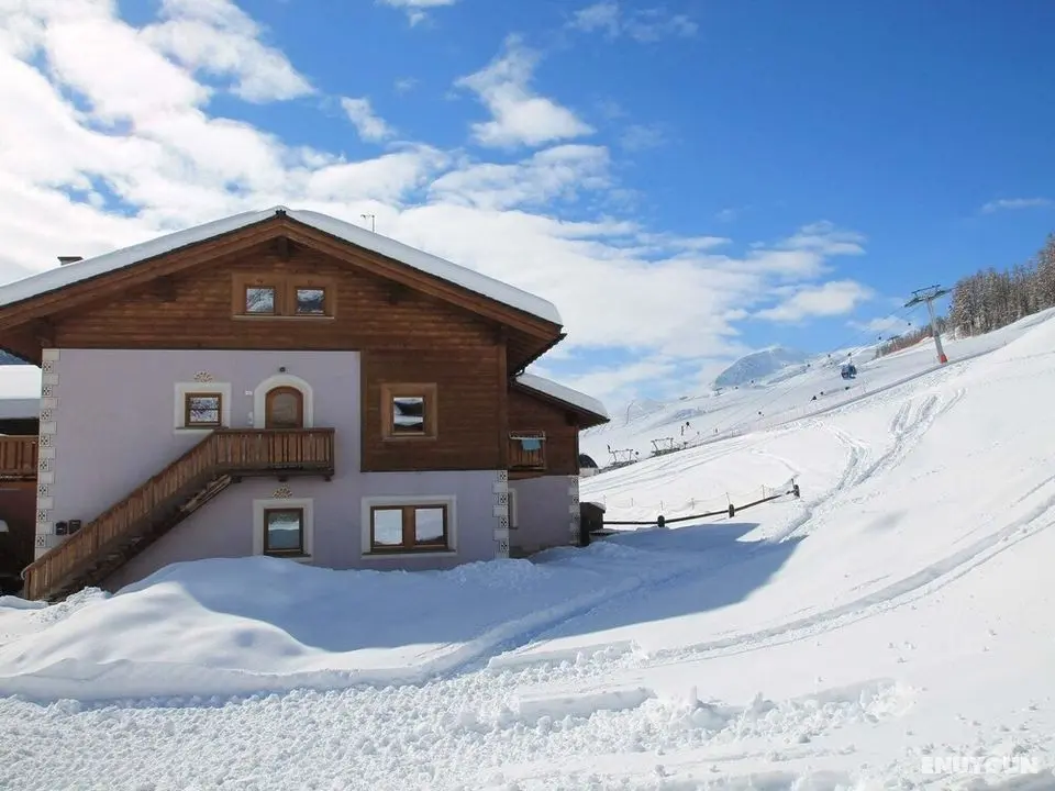 Enticing Holiday Home in Livigno near Ski Area - Öne Çıkan Resim