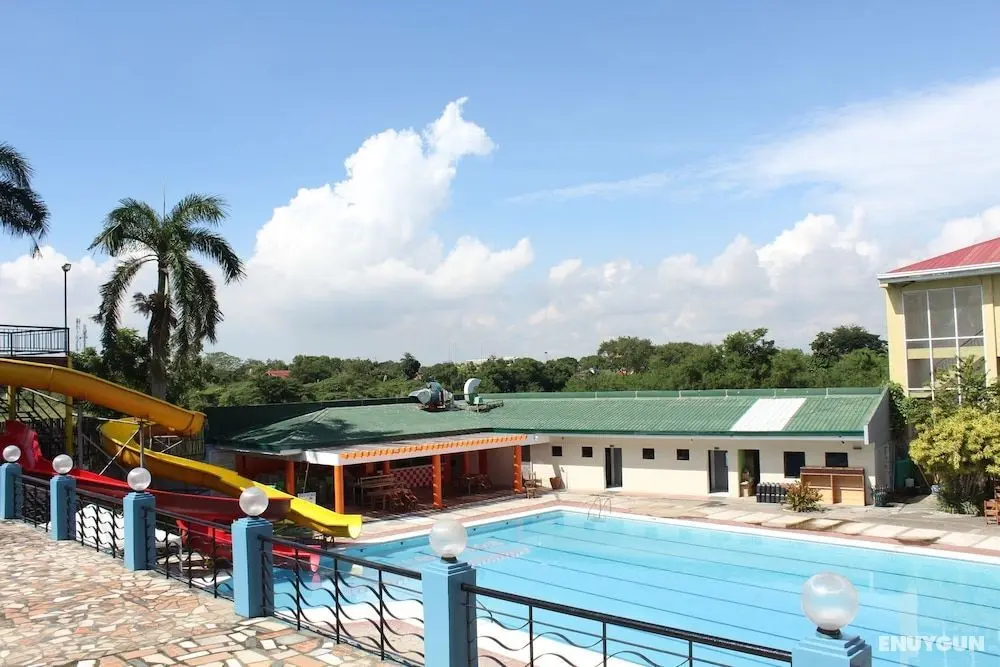 EON Centennial Resort Hotel & Waterpark - Havuz