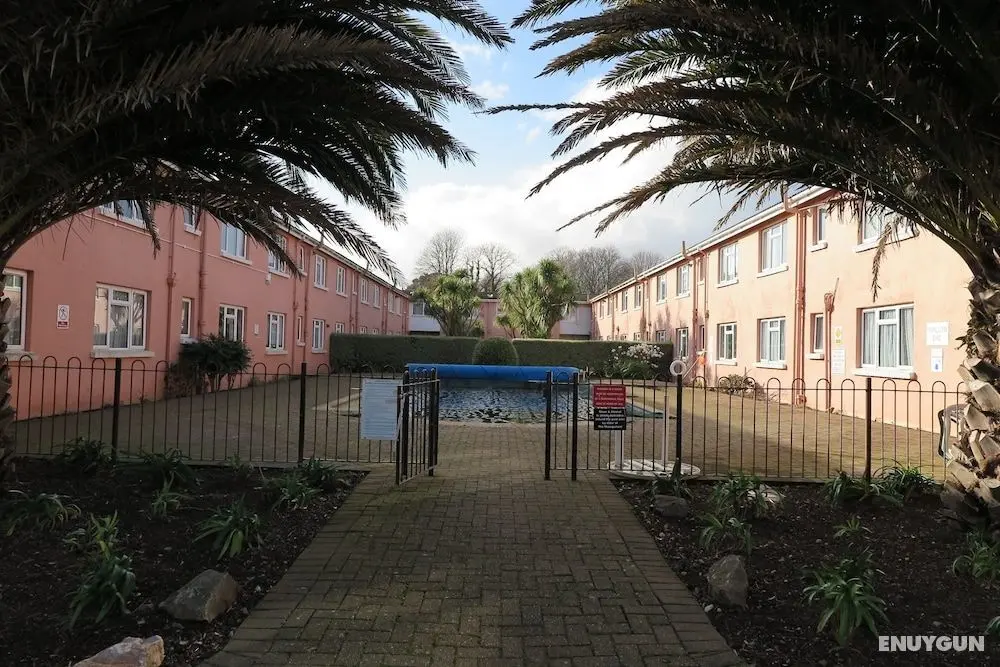 Esplanade Court Apartments With Seasonal Swimming Pool - Öne Çıkan Resim