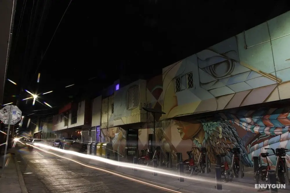 Estación 13 - Dış Mekan