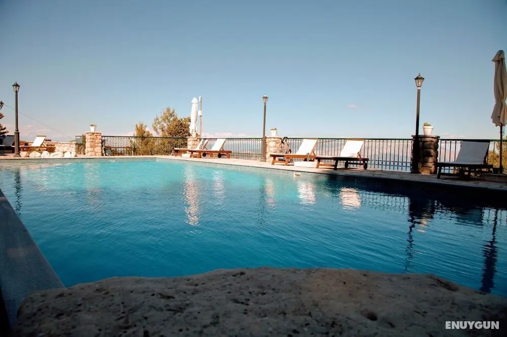 Estate Dafnopanagia - Öne Çıkan Resim