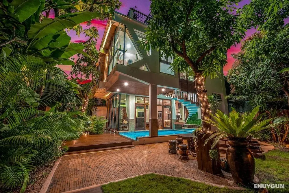 Villa Eternal, Private Pool, 3 Floors & Rooftop Terrace - Öne Çıkan Resim