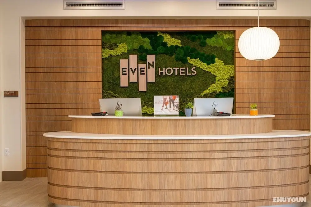 Even Hotels Manchester Airport, an IHG Hotel - Lobi
