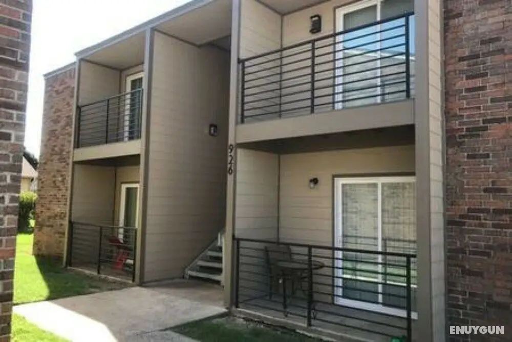 Evie's Campus-close 2 bedroom luxury - Dış Mekan