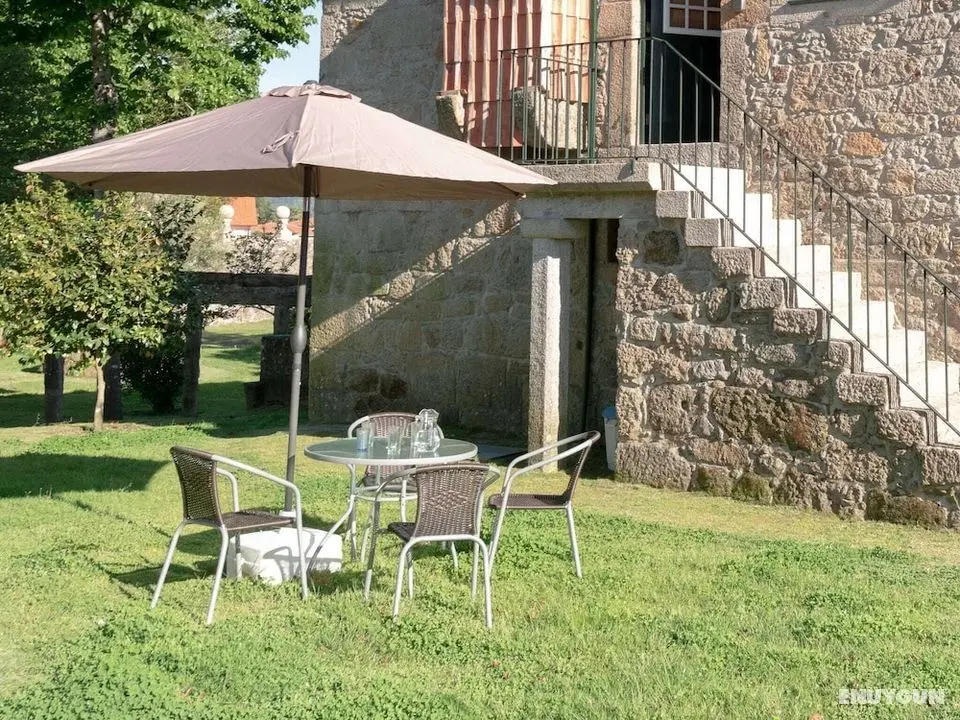 Excellent Cottage in Santa Comba With Communal Swimming Pool - Öne Çıkan Resim
