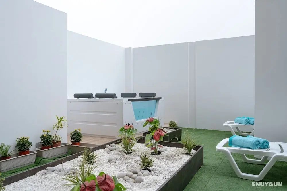 Exclusive Penthouse with Private Rooftop Jacuzzi by Simply Comfort - Öne Çıkan Resim
