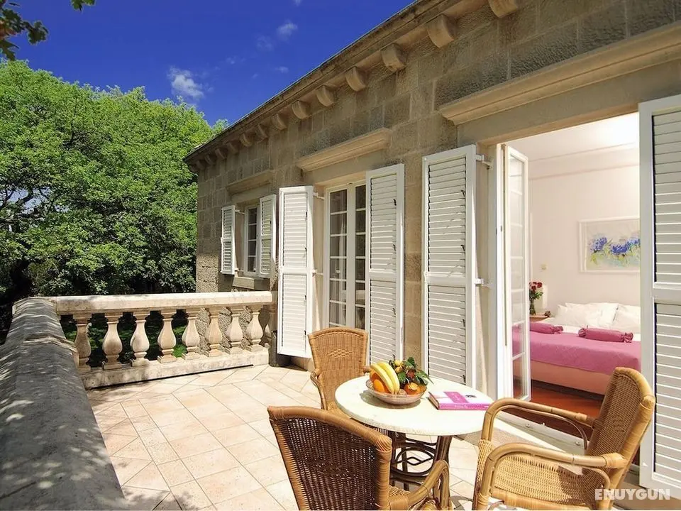 Exclusive Villa with Private Pool & Huge Fenced Property near Dubrovnik - Öne Çıkan Resim