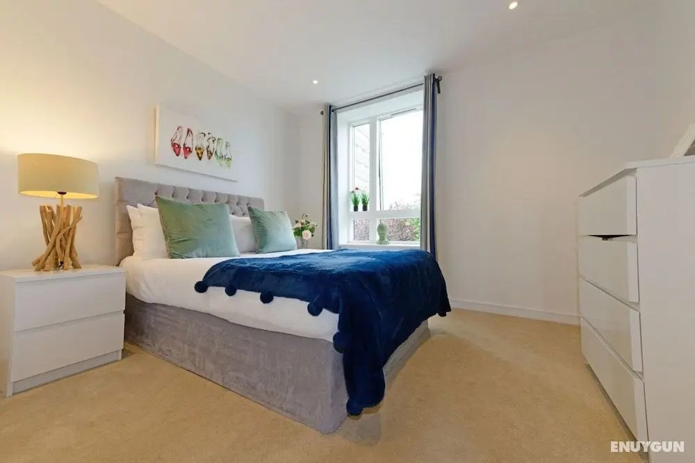 Executive Apartment Near Chiswick and Kew Gardens - Öne Çıkan Resim