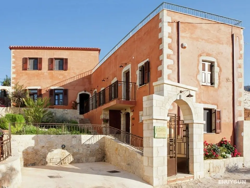 Experience Crete in a Private Villa With Pool, Near the Beach & Restaurants - Dış Mekan