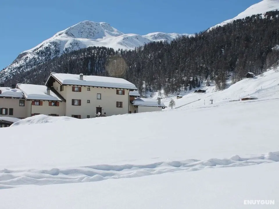 Exquisite Holiday Home in Livigno near Ski Area - Öne Çıkan Resim
