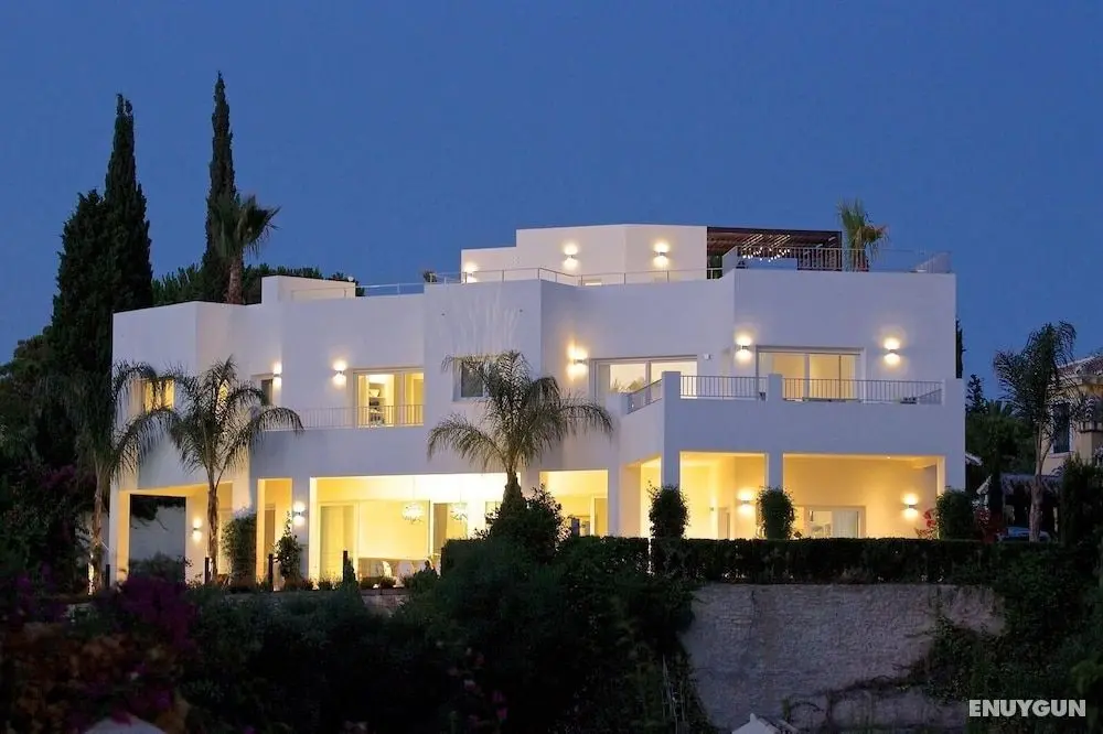 Exquisite Villa Near Beach - Heated Pool - Öne Çıkan Resim