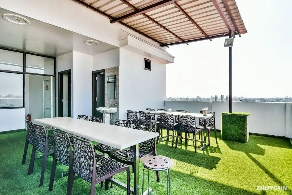 FabHotel Aman Residency - Yerinde Yemek