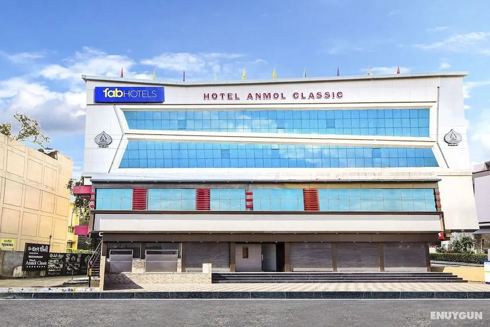 FabHotel Anmol's Classic Napier Town - Öne Çıkan Resim