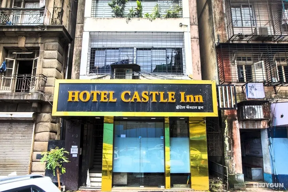 FabHotel Castle Inn - Dış Mekan