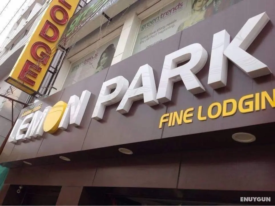 FabHotel Lemon Park - Dış Mekan