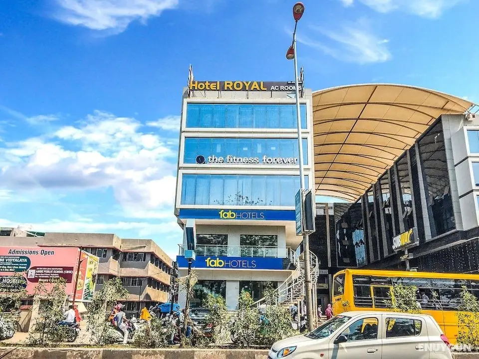 FabHotel Royal Residency Sama- Savli Rd - Öne Çıkan Resim
