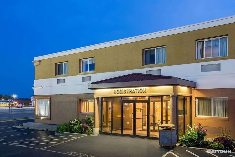 Fairbridge Inn Express Buffalo Airport Williamsville - Öne Çıkan Resim