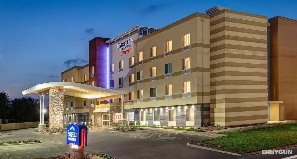 Fairfield Inn & Suites Calhoun - Genel