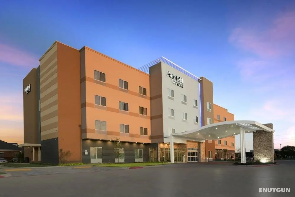 Fairfield INN AND Suites Dallas East - Öne Çıkan Resim
