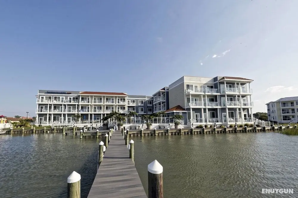 Fairfield Inn & Suites by Marriott Chincoteague Island Waterfront - Dış Mekan