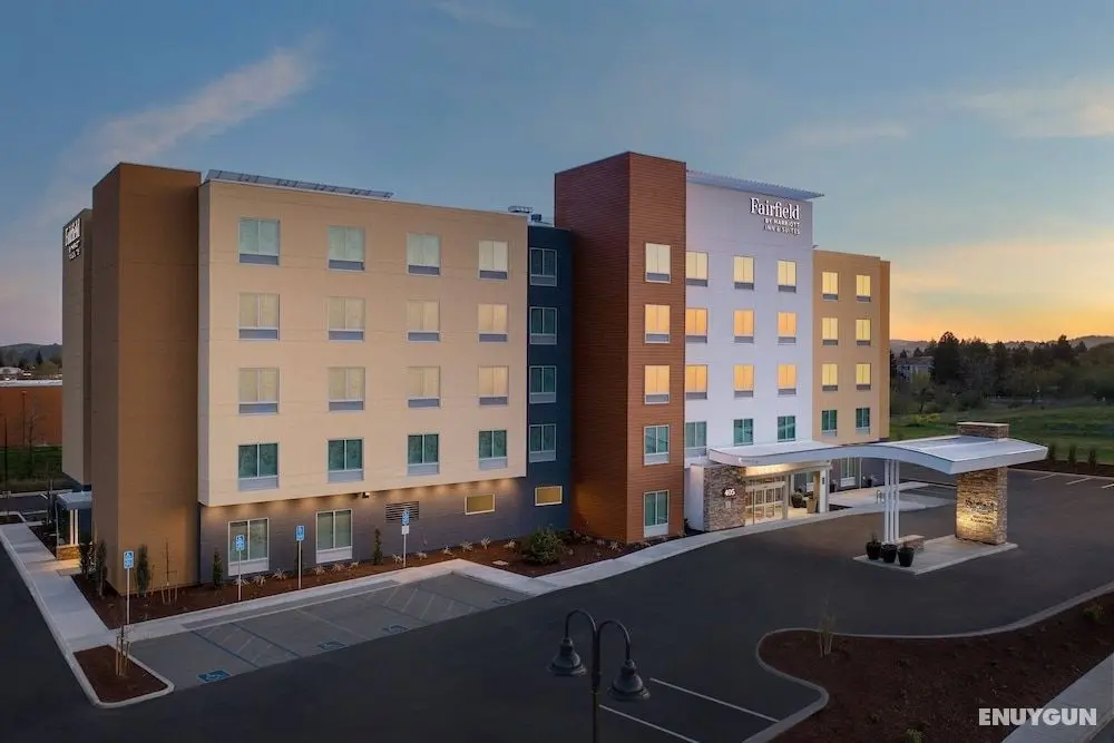 Fairfield Inn & Suites by Marriott Santa Rosa Rohnert Park - Öne Çıkan Resim