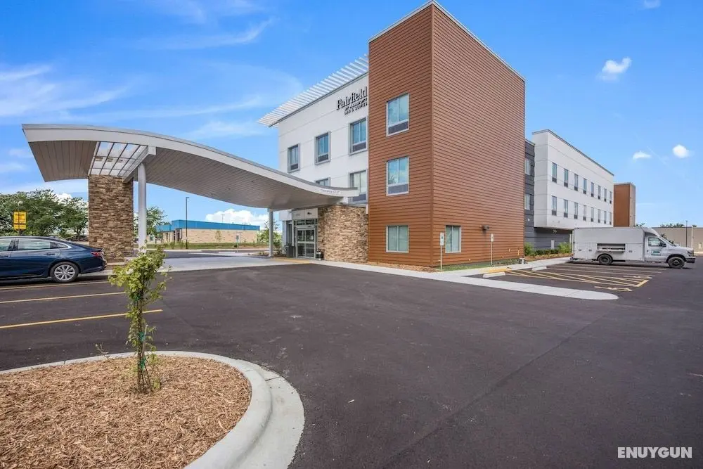 Fairfield Inn & Suites by Marriott Whitewater - Dış Mekan