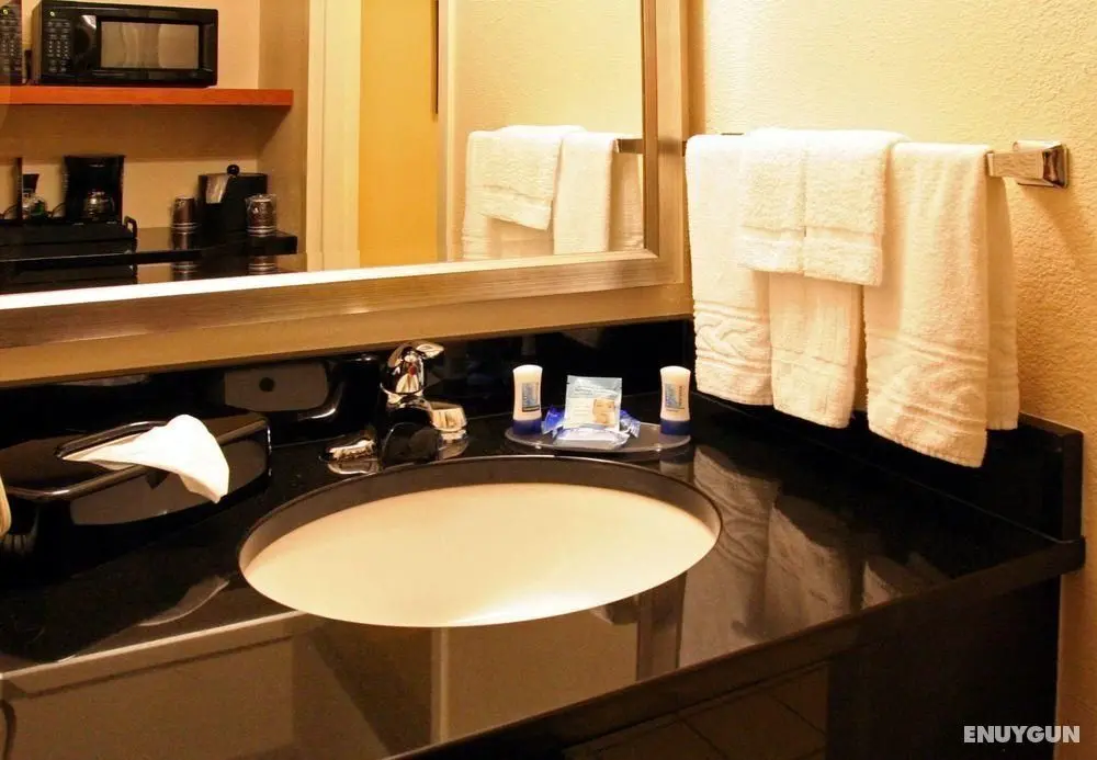 Fairfield Inn Sun City/ Hilton Head - Genel