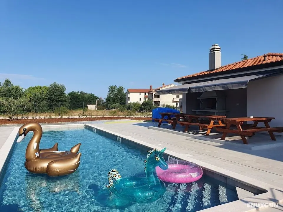 FAMILY APARTMENT HOUSE LUCIJA WITH POOL - Öne Çıkan Resim